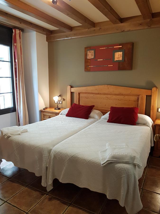 Apartaments Cal Noi 캄프로돈 외부 사진