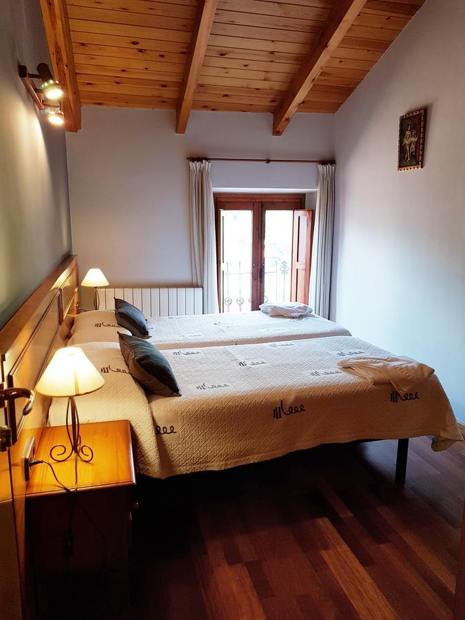 Apartaments Cal Noi 캄프로돈 외부 사진