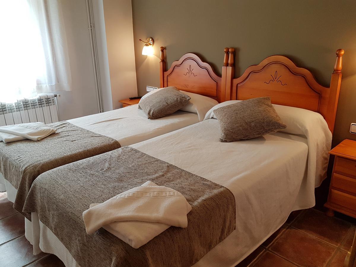 Apartaments Cal Noi 캄프로돈 외부 사진