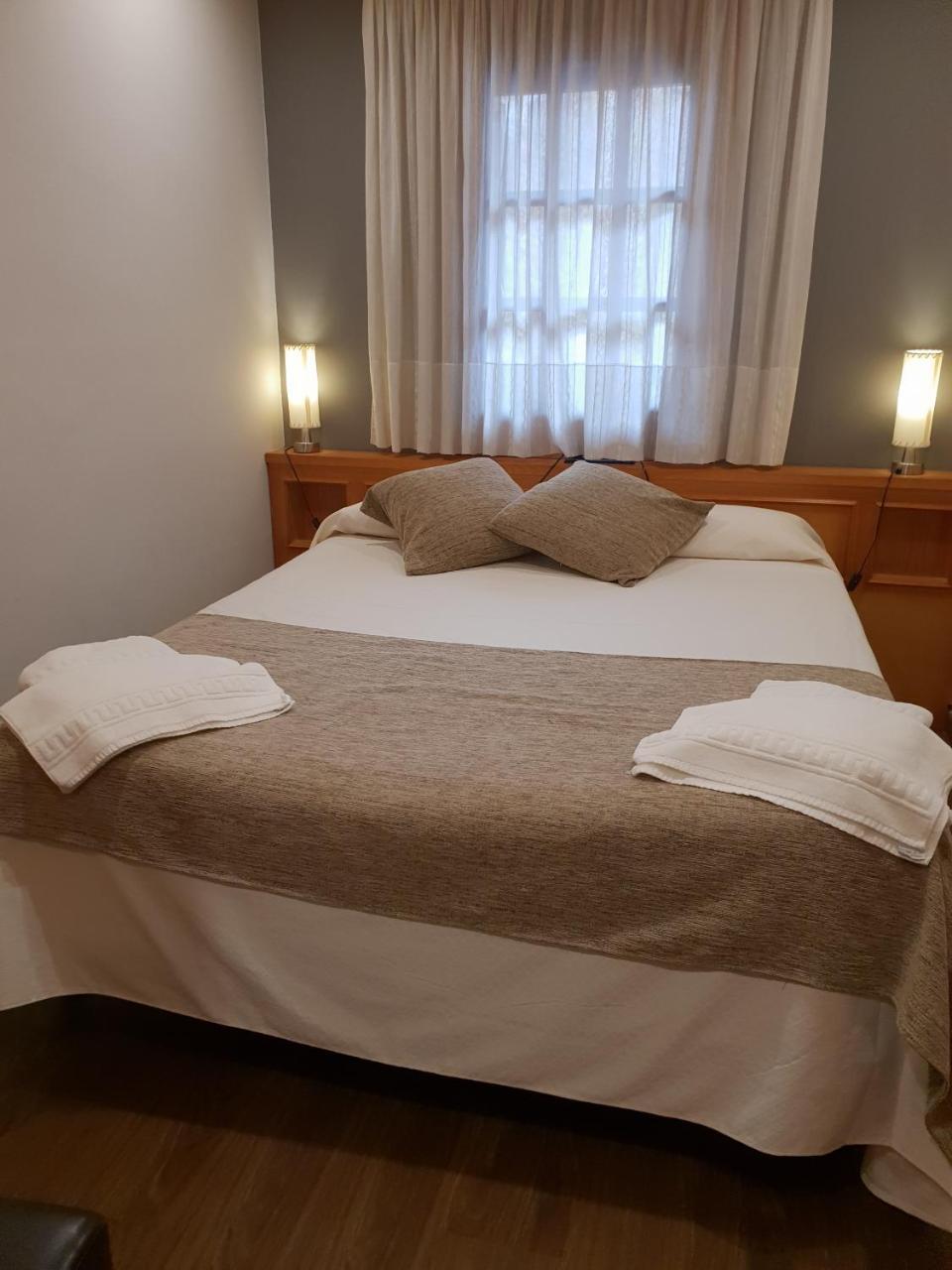Apartaments Cal Noi 캄프로돈 외부 사진