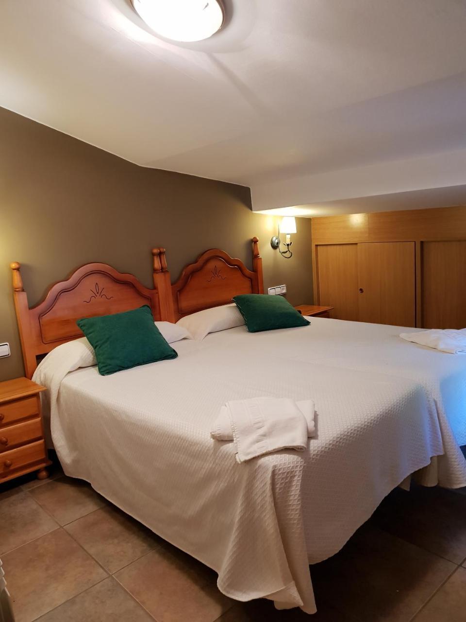 Apartaments Cal Noi 캄프로돈 외부 사진