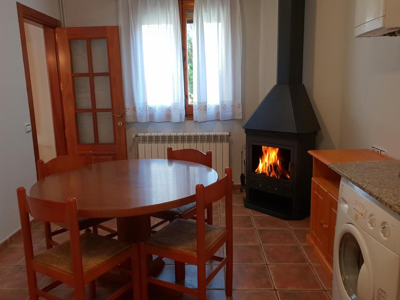 Apartaments Cal Noi 캄프로돈 외부 사진