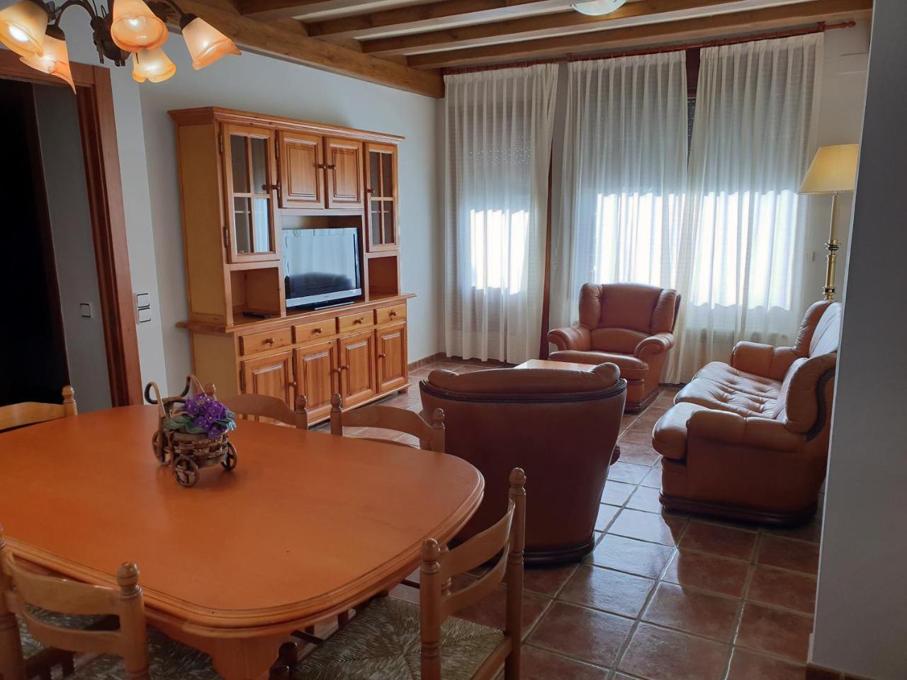 Apartaments Cal Noi 캄프로돈 외부 사진